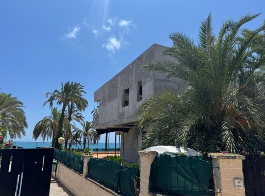 Orihuela Costa (Punta Prima), Villa #CQ-VK-50184