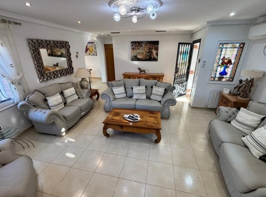 Ciudad Quesada (CENTRO), Villa #CQ-BT-45638