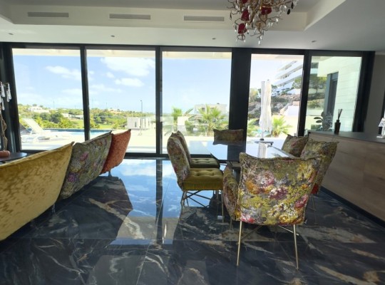 Las Colinas (Las Colinas Golf), Villa #CQ-BG-33908