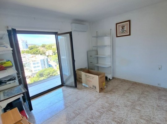 LUXUSNÍ APARTMÁN S DECHBEROUCÍM VÝHLEDEM NA MOŘE V PALMANOVE