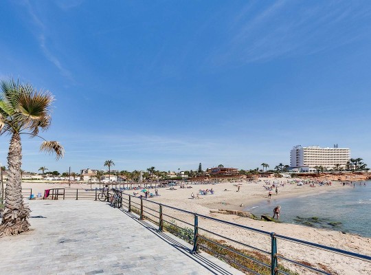 Orihuela Costa (La Zenia), Villa #RD-N9459
