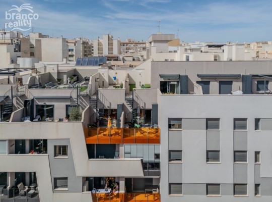 Torrevieja, Apartment - Top Floor Apartment #LE-LE-1044
