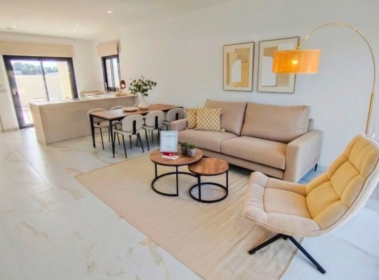 Pilar de La Horadada (Pinar De Campoverde), Villa #RD-N6422