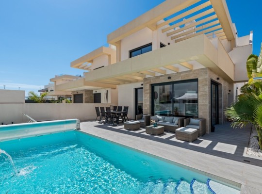 Los Montesinos (La Herrada), Villa #CQ-BG-56703