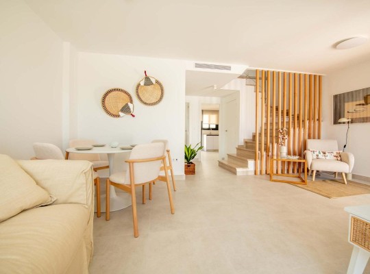 Cox (San Fernando), Bungalow #RD-N9360