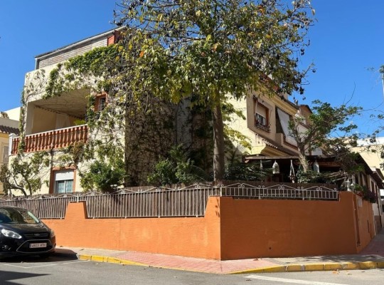 Los Montesinos, Villa #CQ-CB-66250