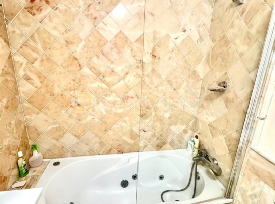 Prodej luxusního mezonetu s výhledem na moře a zahradou – Palm-Mar