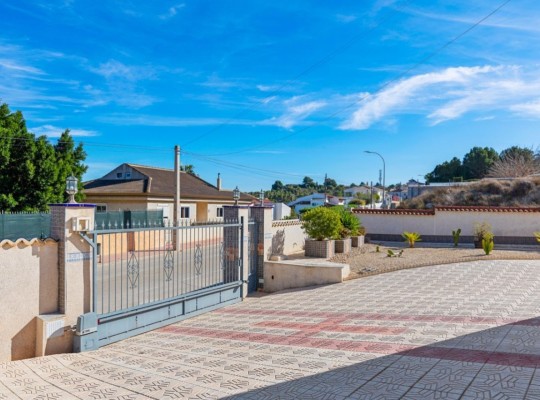Almoradi (Lomas de La Juliana), Villa #CQ-GS-67510