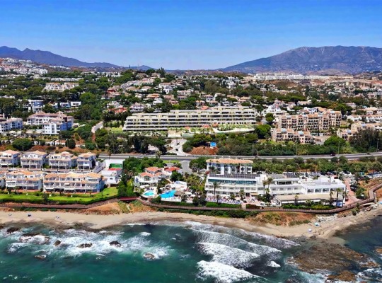 Moderní bydlení s výhledem na moře, 500m od pláže, Mijas Costa, Marbella