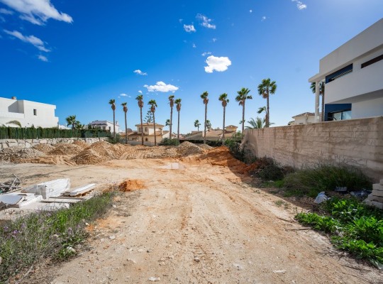 Ciudad Quesada (Town Center), Plot #CQ-402