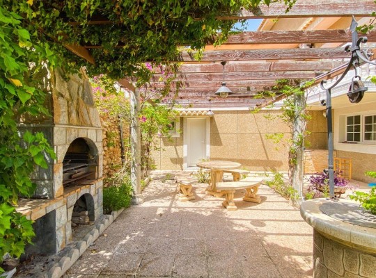 Villamartin, 
Villa   #ES-8381