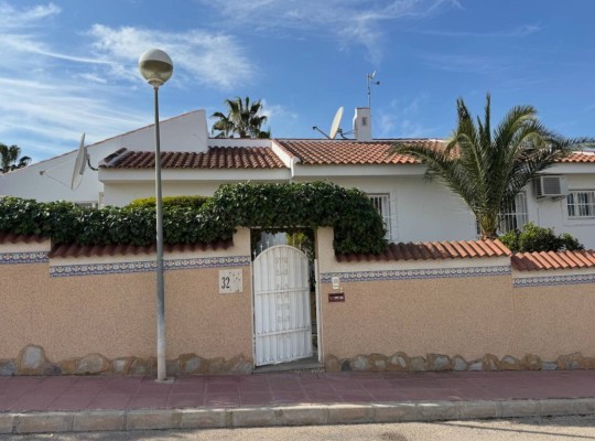 Benijofar (Benimar), Villa #CQ-847