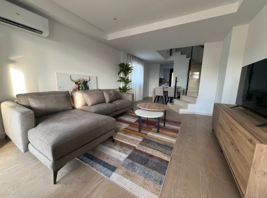 La Union (centro), Town House #RD-N9598