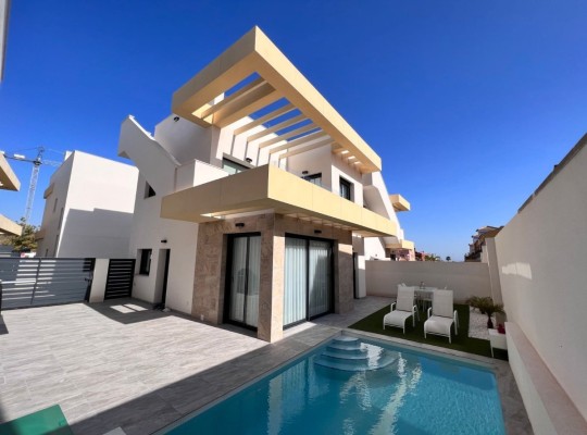 Los Montesinos (Los Montesinos - Urb. La Herrada), Villa #CQ-CB-18385