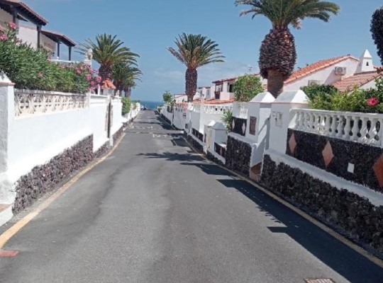 Řadový dům se 2 apartmány ve Fairway Village, Golf del Sur