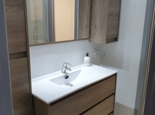 LUXUSNÍ APARTMÁN U PLÁŽE S BAZÉNEM V SON CALIU