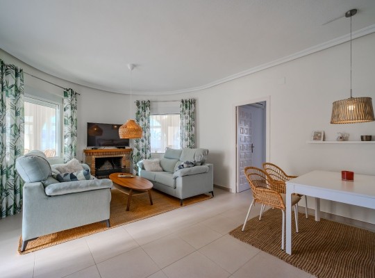 Villa Ciudad Quesada (Town Center) #CQ-359