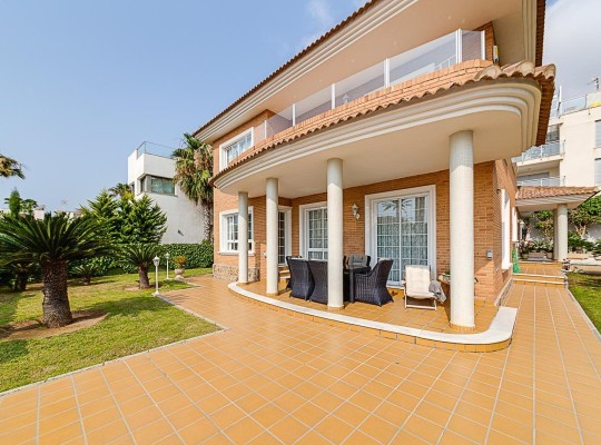 Torrevieja (La Veleta), Villa #CQ-TS-38030
