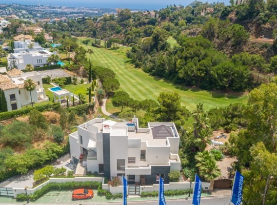 Benahavis (La Quinta Golf), Villa #IM-4096MLV