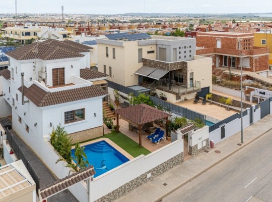 Los Montesinos (La Herrada), Villa #CQ-CB-29533