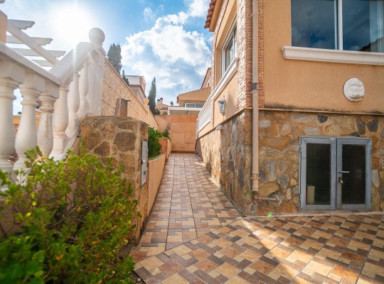 San Miguel de Salinas (Blue Lagoon), Villa #CQ-GL-35604