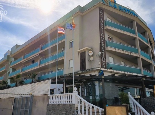 Investiční apartmán v aparthotelu, jen 500m od pláže, Cabo Roig