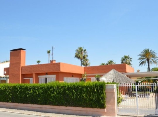 Torrevieja, Villa #CQ-SO-73968