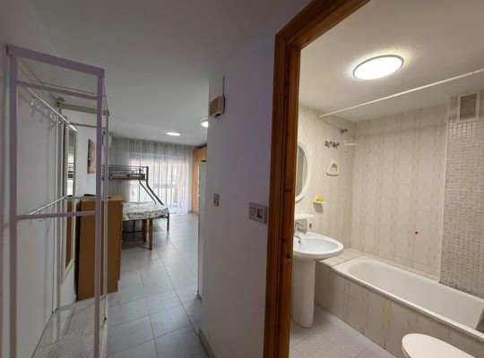 PROSTORNÉ STUDIO 350 METRŮ OD PLÁŽE DEL CURA S PROSKLENOU TERASOU