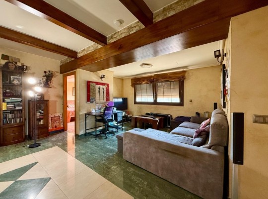 San Miguel de Salinas, Villa #CQ-VK-33957