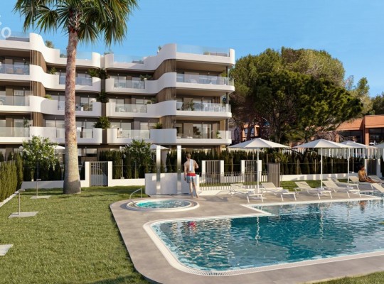 Luxusní apartmány a mezonety se 2 a 3 ložnicemi v Cala Lliteres