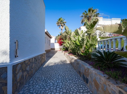 Villa Ciudad Quesada (Town Center) #CQ-359