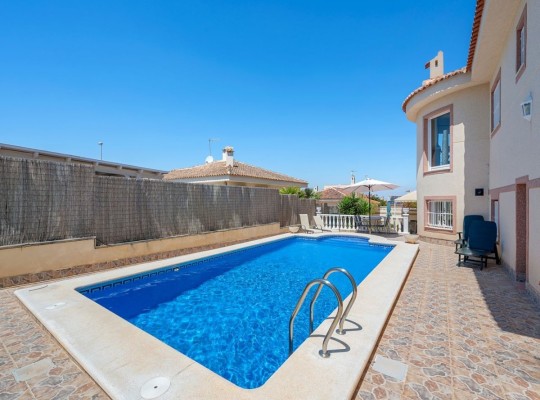 Benijofar (Benimar 3), Villa #CQ-GS-83555