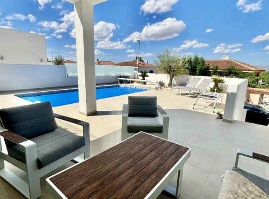 Benijofar (Pueblo), Villa #CQ-00-72817