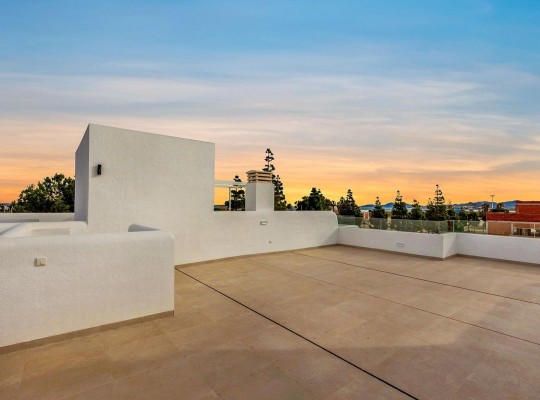 Los Alcazares (La Serena Golf), Villa #RD-N9505