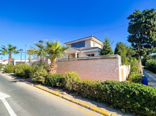 La Mata, Villa #CQ-OC-74571