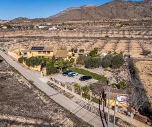 Hondón de las Nieves, Commercial #CQ-GL-41605