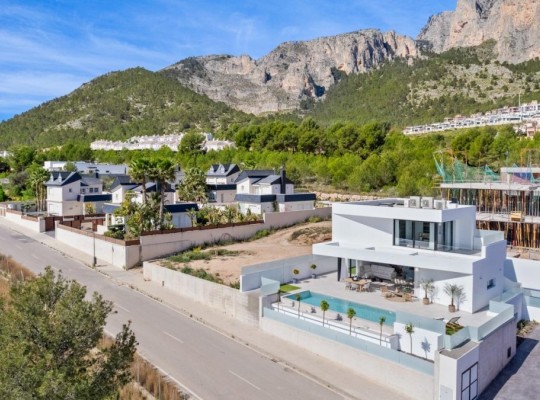 Polop (Urbanizaciones), Villa #RD-N7975