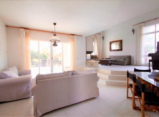 Campoamor, Villa #CQ-VK-85113