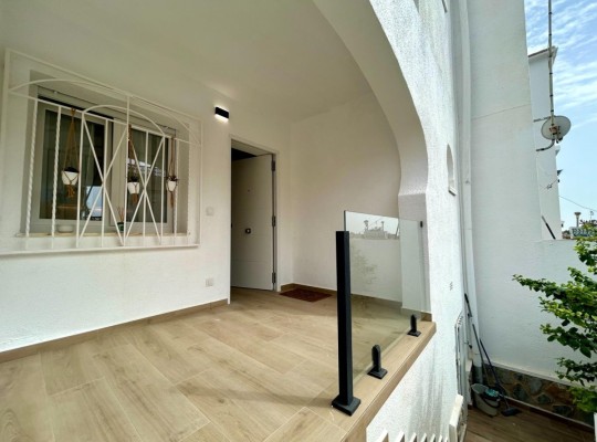 San Miguel de Salinas (Las filipinas), Apartment #CQ-UR-33627