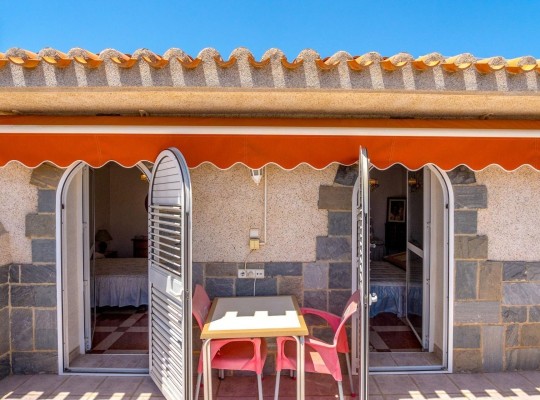 Orihuela Costa (Campoamor), Villa #CQ-UR-56196