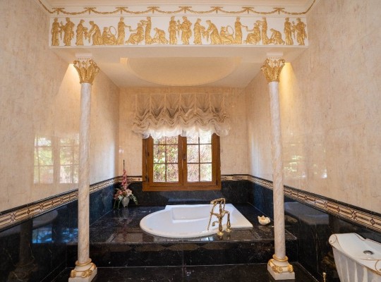 Campoamor, 
Villa   #ES-9146