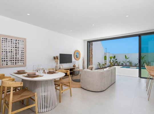 Los Alcazares (Serena Golf), Townhouse #CQ-00-57649