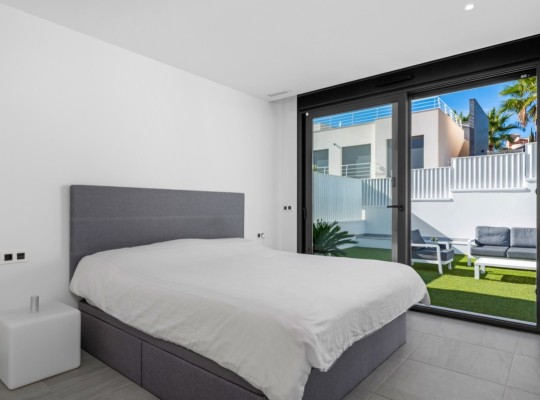 San Miguel de Salinas (Ciudad de las comunicaciones), Villa #CQ-GL-32200