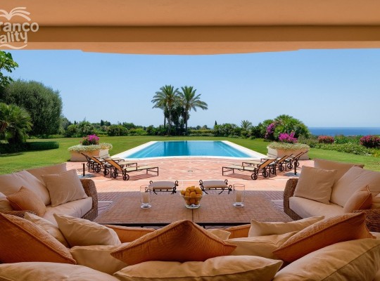 Marbella (Costa del Sol), Villa - Detached #CM-R4031227