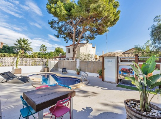 Orihuela Costa (Punta Prima), Villa #CQ-KB-98678
