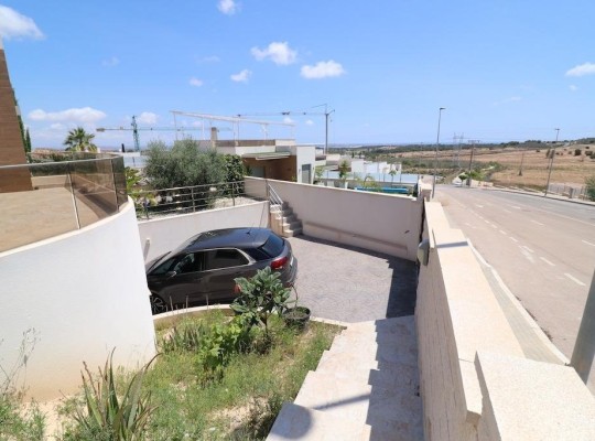 San Miguel de Salinas (Urbanizaciones), Villa #CQ-JM-53756