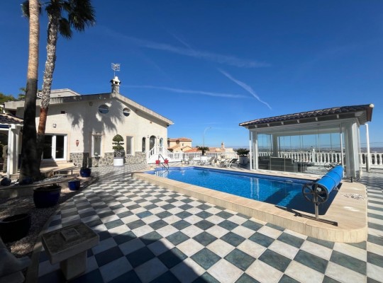 San Miguel de Salinas (Ciudad de las comunicaciones), Villa #CQ-M-54470