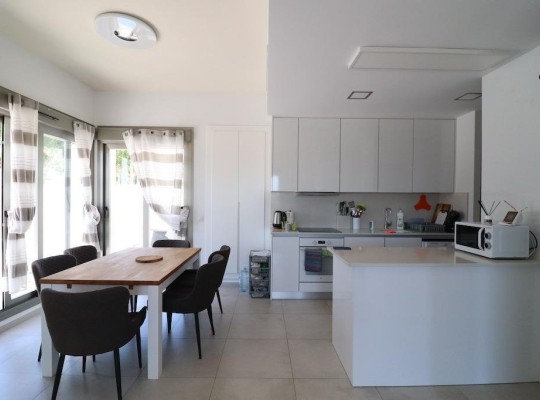 San Miguel de Salinas (Urbanizaciones), Villa #CQ-JM-53756