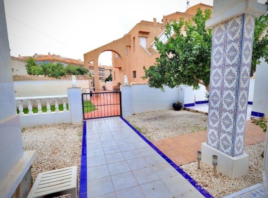 Orihuela Costa (Los Almendros-La Florida), Villa #CQ-JM-46277