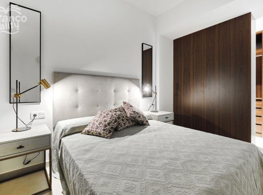 Luxury apartment complex just 250 meters from Laveleta beach, Torrevieja